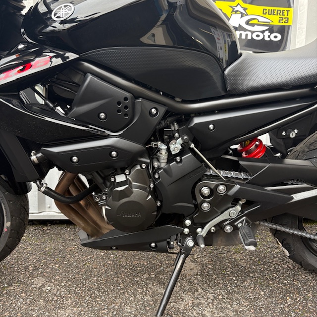 3569 YAMAHA 600 XJ6 2012 (7)